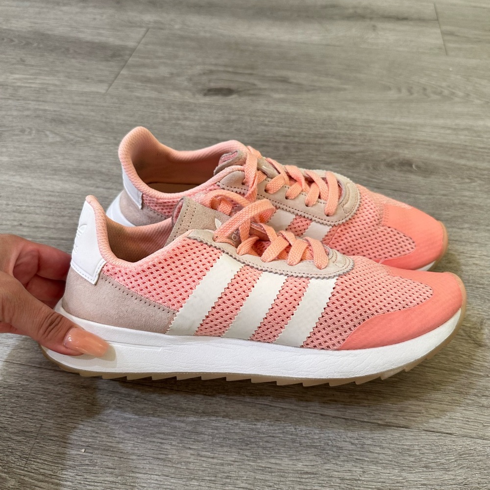 Adidas Originals Flashrunner Womens Trainers Lace Up Shoes Peach